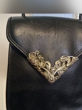 LEATHER Black Crossbody Purse W/ Pewter Accents***Braided Strap***Vintage Y2K